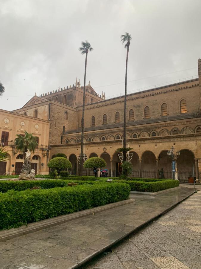 Casa Vacanza - I Mulini Con Parcheggio Gratuito Incluso. Monreale Exterior foto